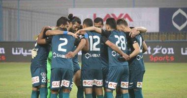 حافلة إنبى تصل إلى بتروسبورت استعدادًا لمواجهة الزمالك