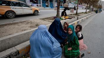 "طالبان" تسمح للفتيات بالعودة إلى بعض المدارس الثانوية.. مع تحفظات عديدة