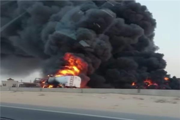 مصرع سائق تفحماً باصطدام مروع بطريق السويس 