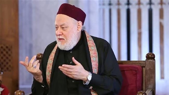 علي جمعة يفجر مفاجأة بشأن «الطلاق بالثلاثة»: «يحتسب طلقة واحدة»| فيديو