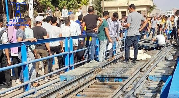 مصرع شاب تحت عجلات القطار بالمنصورة ||صور