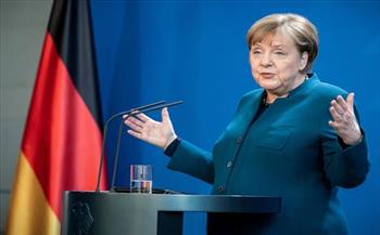   أنجيلا ميركل تدعو الألمان إلى تخطي الانقسامات وإعادة توحيد البلاد