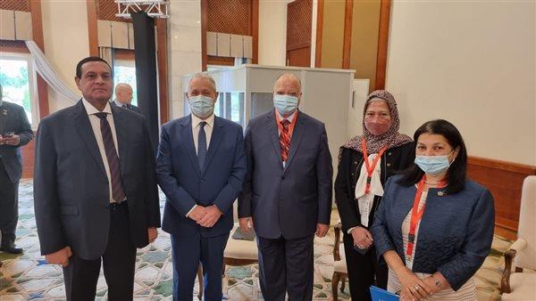 محافظ القاهرة يلتقى ممثل منظمة الصحة العالمية في مصر