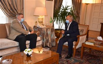   الأمين العام يبحث مع المبعوث الأممي إلى ليبيا تطورات الأوضاع في البلاد