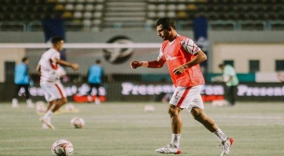 لاعبو الزمالك يعاينون أرضية ستاد «برج العرب» قبل مواجهة طلائع الجيش