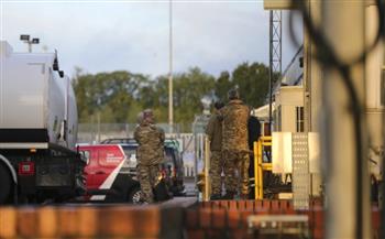   بريطانيا: الحكومة تنشر الجيش لنقل إمدادات الوقود 