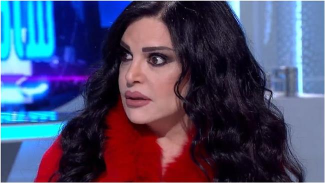 بعد سؤال محرج.. نضال الأحمدية لمذيعة قناة «ten»: «احترمي نفسك»| فيديو