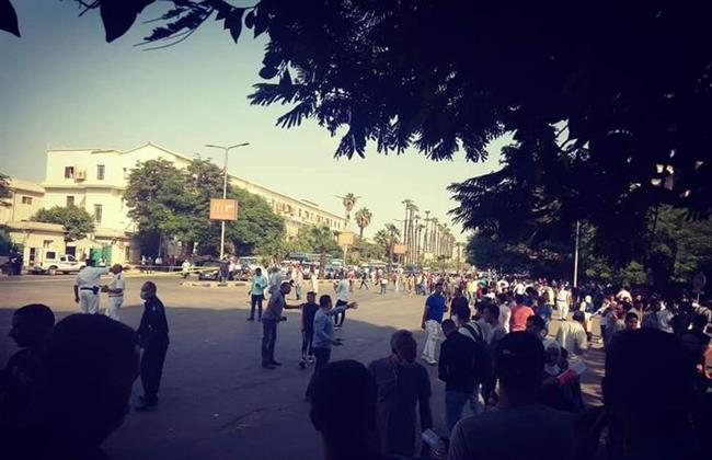 العثور على جسم غريب بمحيط جامعة القاهرة | شاهد  
