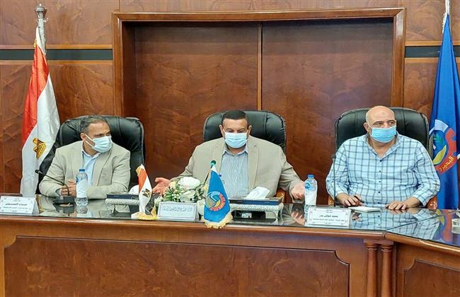البدء بتنفيذ حملات مكبره لإزالة التعديات على المجاري المائية  بالبحيرة
