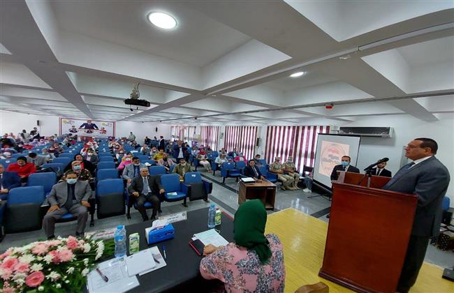 آمنة يشهد إحتفالية جامعة دمنهور بمناسبة الذكرى 48 لإنتصارات أكتوبر