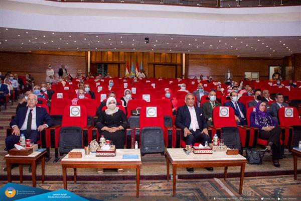 رئيس جامعة طنطا: مبادرة «ادرس في مصر» تحظى بأولوية قصوى