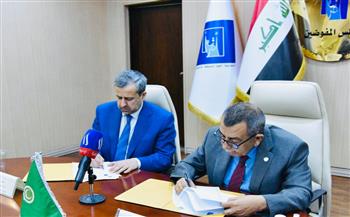   رئيس «الجامعة العربية» يوقع مذكرة تفاهم مع رئيس المفوضية العليا للانتخابات 