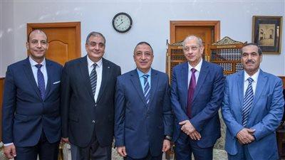 مكتبة الإسكندرية تستقبل سفير اليونان لبحث سبل التعاون