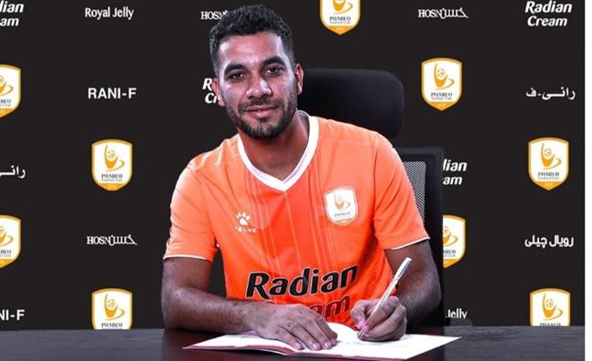 فاركو يعلن التعاقد مع إسلام جمال 4 مواسم من سموحة 