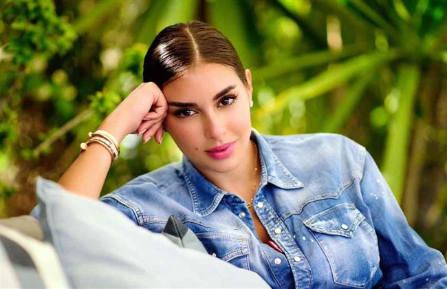 ياسمين صبري تكشف حقيقة تأليف مسلسلها الجديد
