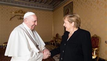   «ميركل» تبحث مع البابا فرانسيس قضية الاعتداءات على الأطفال