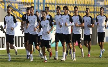 المنتخب يجرى تدريبات صباحية قبل السفر إلى ليبيا