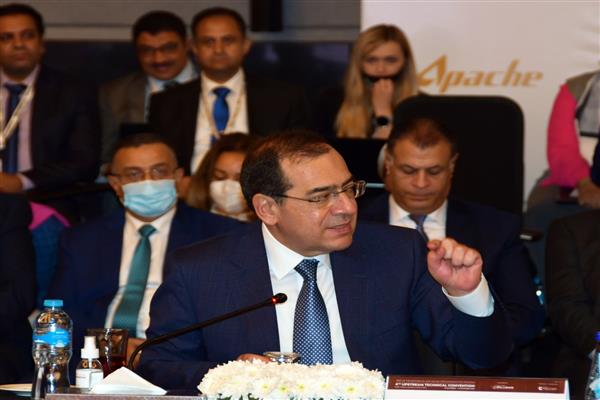 الملا: مبادرة لزيادة مشاركة شركات البترول في التنمية المجتمعية