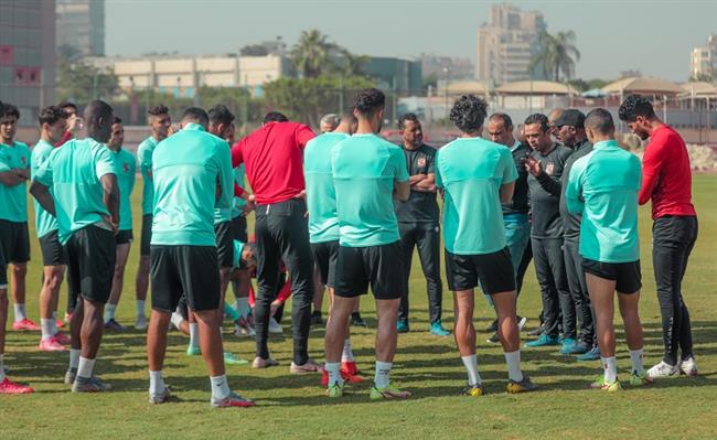 بداية من الأربعاء المقبل.. معسكر مغلق للأهلي استعداداً لمواجهة الزمالك