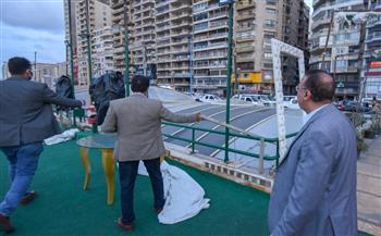 «الشريف» يرصد عدد من المخالفات بإحدى الأندية بطريق الكورنيش ويأمر بإزالتها فوراً 