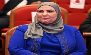 التضامن: رفع سن المعاش تدريجيا إلى 65 عاما