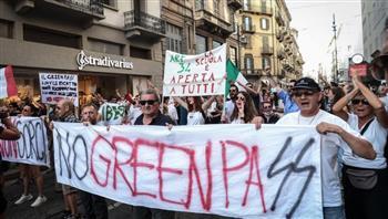 إيطاليا تحظر تظاهر مناهضي الشهادة الصحية وسط المدن
