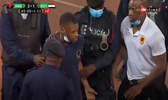 مجانين صلاح في مباراة مصر وأنجولا.. فيديو