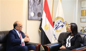   سفير تونس بمصر يزور «القومى للمرأة»