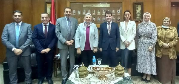 «عين شمس» تستعد لبرتوكول تعاون مع  جامعة الإقتصاد الروسية