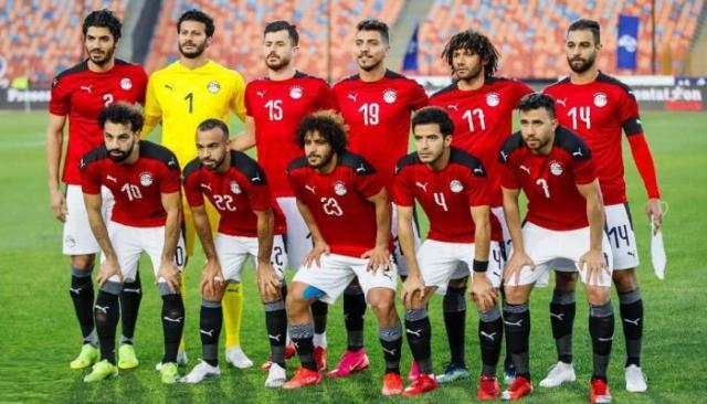 المنتخب يعود إلى برج العرب ويجري مسحة طبية ويغلق تدريبات الغد