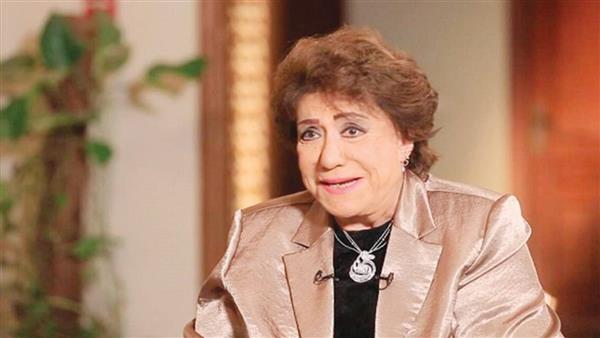 سميحة أيوب: مهاجمو المومس الفاضلة طبقوا «لا تقربوا الصلاة»