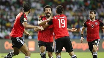 الإنذار الثانى يهدد مشاركة ثلاثى منتخب مصر أمام الجابون
