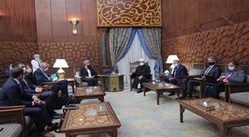 الأمام الأكبر: الأزهر يبذل جهودا لمكافحة التشدد والتقريب بين أتباع الأديان