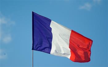   سرًا.. تغيير شكل العلم الفرنسي