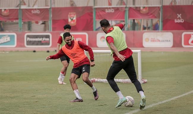 الأهلي يستعد لمواجهة المقاولون العرب بتقسيمة قوية