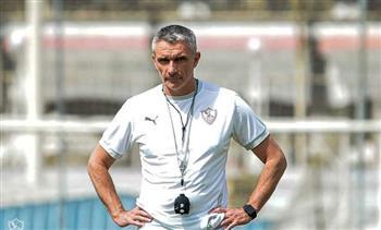 الزمالك يواصل استعداداته لمواجهة الإسماعيلي.. وكارتيرون يتجمع باللاعبين