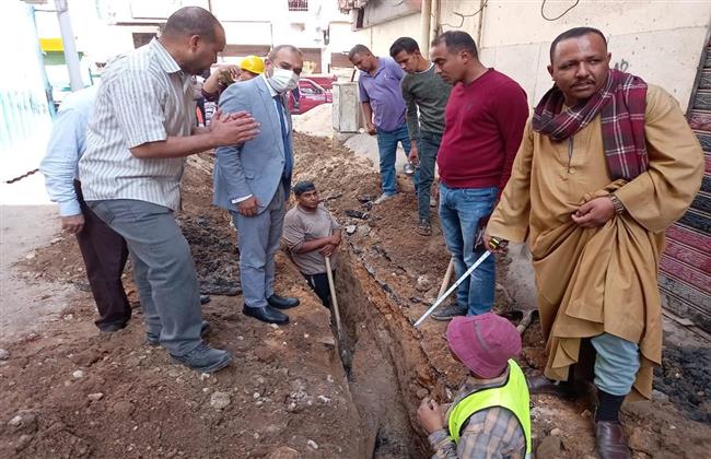 «صلاح» يتابع أعمال تطوير المناطق غير المخططة بمدينة قنا