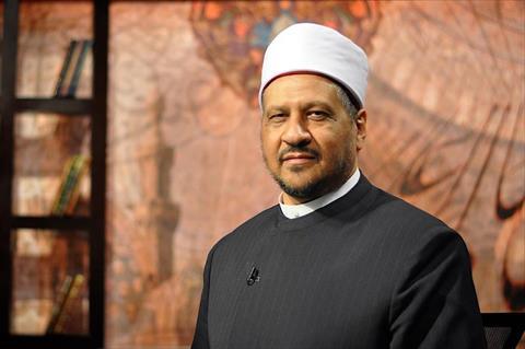مستشار المفتي : من قطعكِ من ذوي رحِمِكِ فعليكِ أن تصِلِه