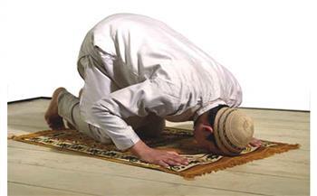 هل يجوز جمع الصلوات الخمس بعد العودة من العمل؟ علي جمعة يجيب