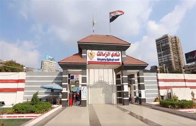 صور| تركيب أول بوابة إلكترونية لنادى الزمالك