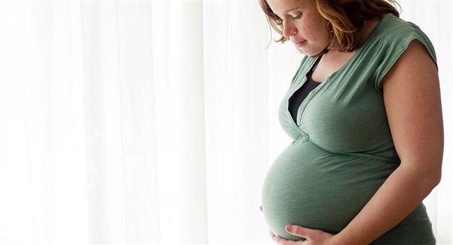 السمنة تشكل عائقاً كبيراً لحدوث الحمل.. اعرف السبب