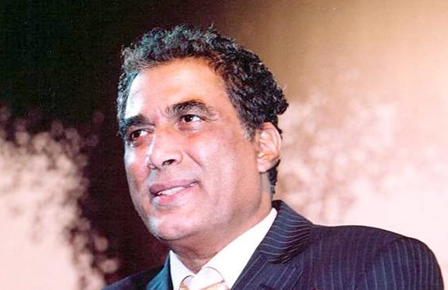 «امبراطور السينما المصرية».. ذكرى ميلاد الفنان أحمد زكى