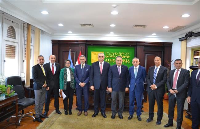 رئيس جامعة الاسكندرية يستقبل السفير العراقي بالقاهره 