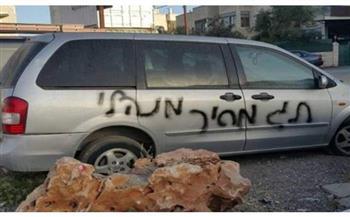فلسطين.. مستوطنون إسرائيليون يفسدون إطارات السيارات فى الشيخ جراح