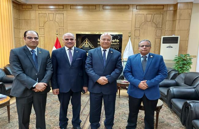 رئيس جامعة بنها يستقبل نظيره بجامعة الأقصر