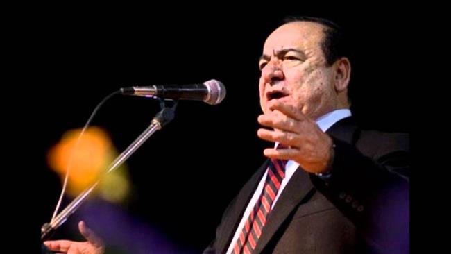 الآذان بصوت الفنان صباح فخري .. فيديو مرعب