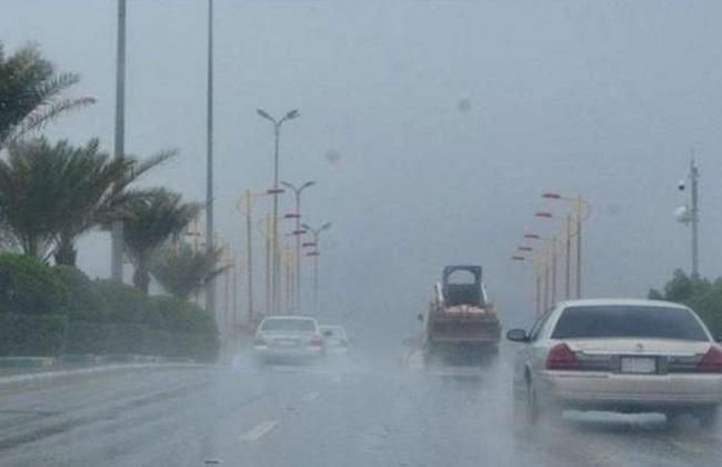 سقوط أمطار غزيرة على عدد من المحافظات