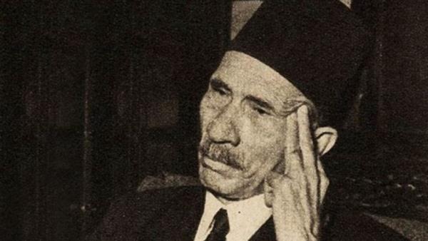 بعد ١١ عاما .. الحكومة علمت بأن أحمد لطفى سمح للبنات بالتعليم الجامعي