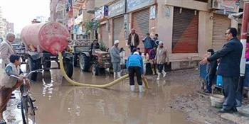   القاهرة تؤكد استمرار حالة الطوارئ والتواجد الميداني لإزالة آثار الأمطار