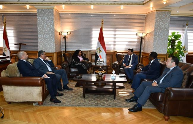 وزير الرياضة يستقبل أمين عام الفيفا وسكرتير عام الكاف